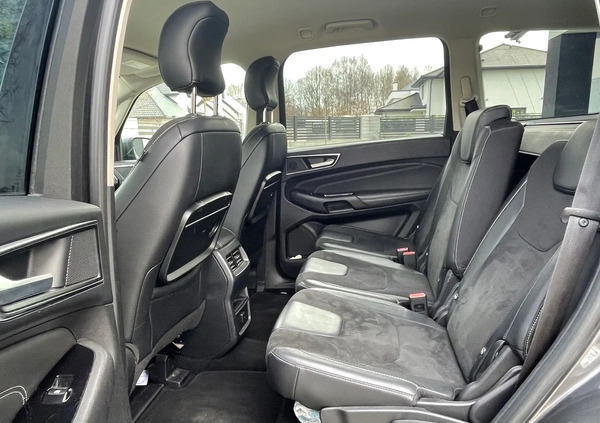 Ford Galaxy cena 79000 przebieg: 174000, rok produkcji 2017 z Koszalin małe 211